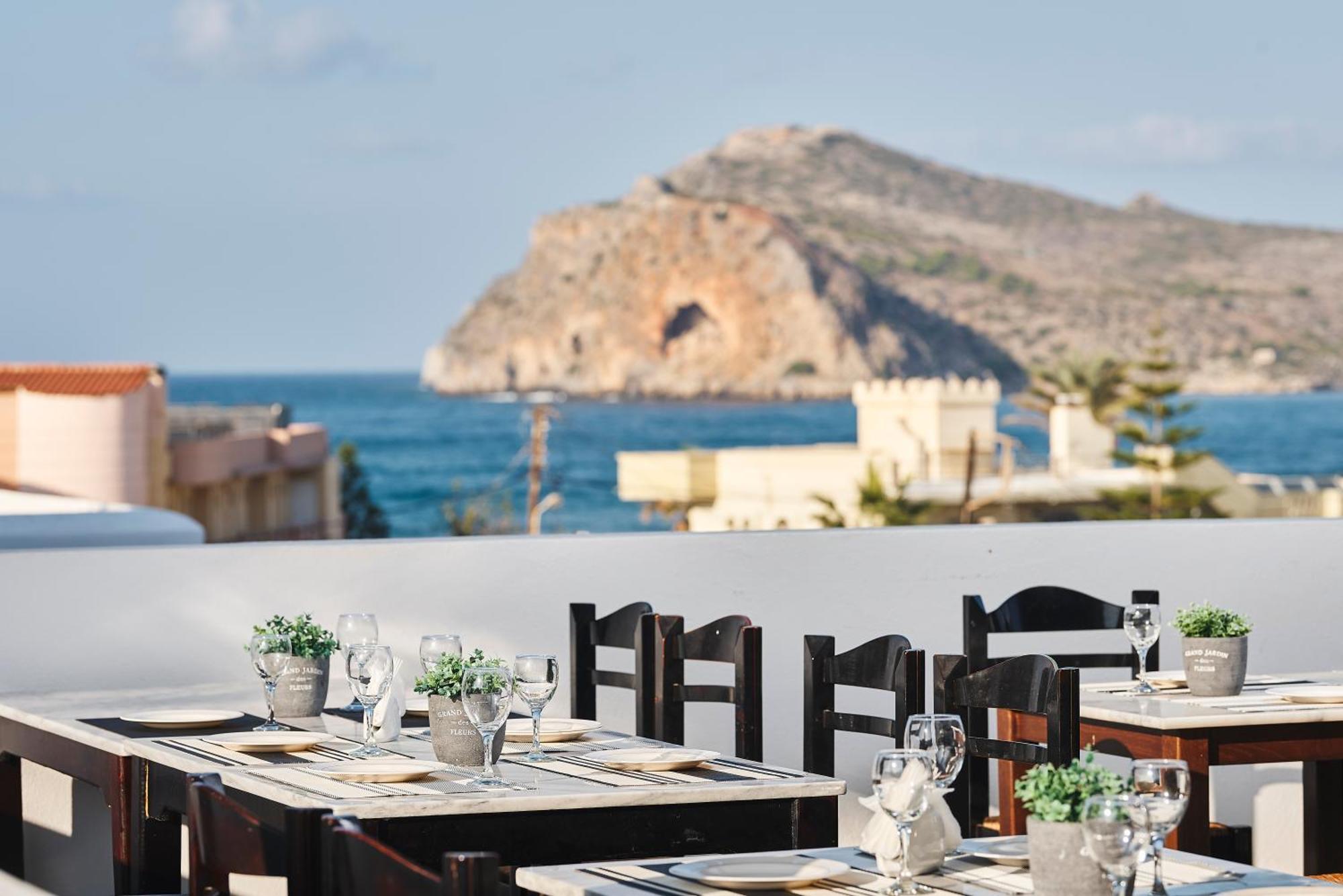 Eva Suites & Apartments Agia Marina 외부 사진