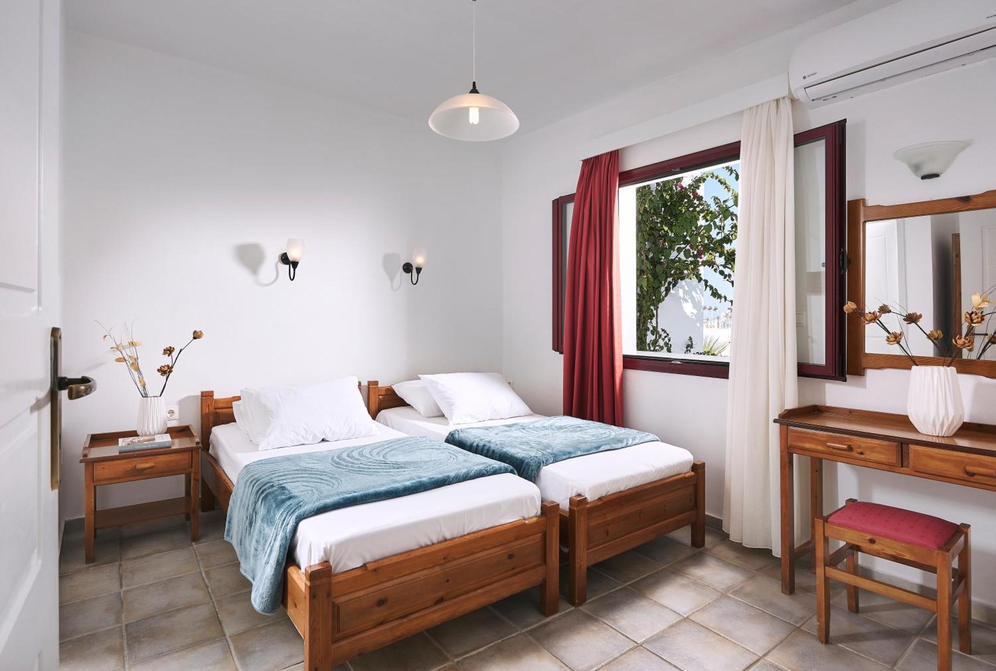Eva Suites & Apartments Agia Marina 외부 사진