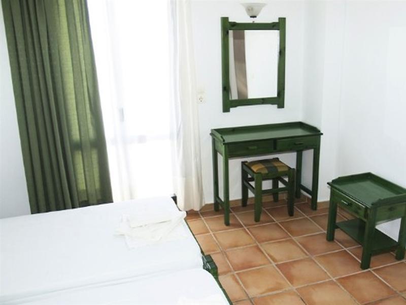 Eva Suites & Apartments Agia Marina 외부 사진